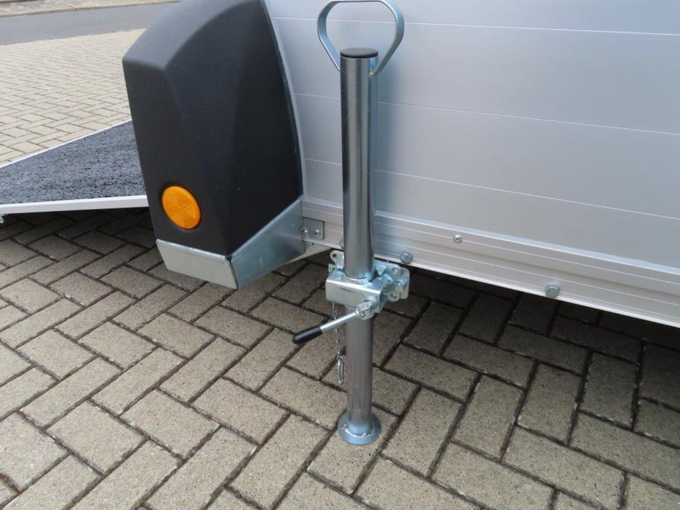 Kofferanhänger Motorradanhänger Mietanhänger Umzug Leihanhänger - Прицеп для мотоцикла: фото 3 Kofferanhänger Motorradanhänger Mietanhänger Umzug Leihanhänger - Прицеп для мотоцикла: фото 3