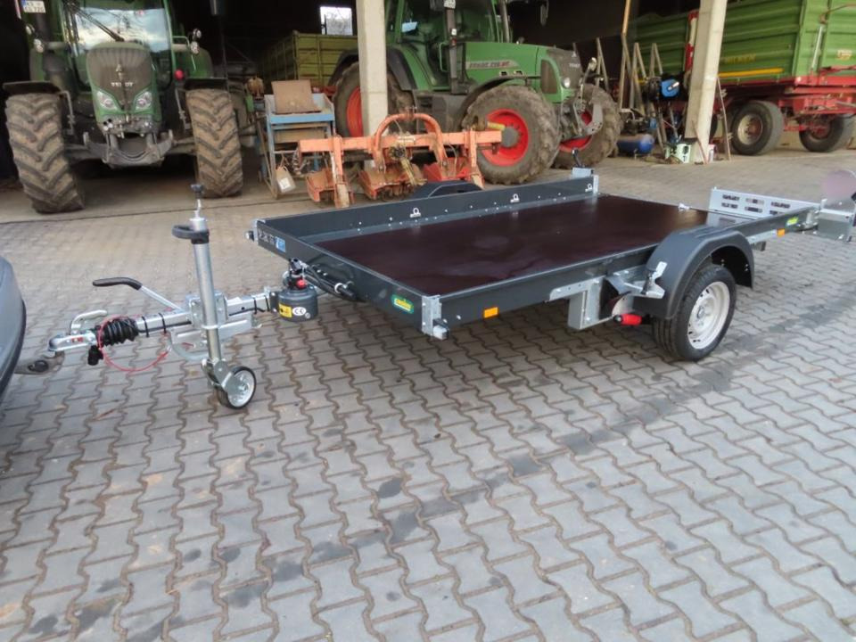 PKW Anhänger, Unsinn, Absenkanhänger UA 3118-18-13, 100 km/h - Прицеп для легкового автомобиля: фото 2 PKW Anhänger, Unsinn, Absenkanhänger UA 3118-18-13, 100 km/h - Прицеп для легкового автомобиля: фото 2