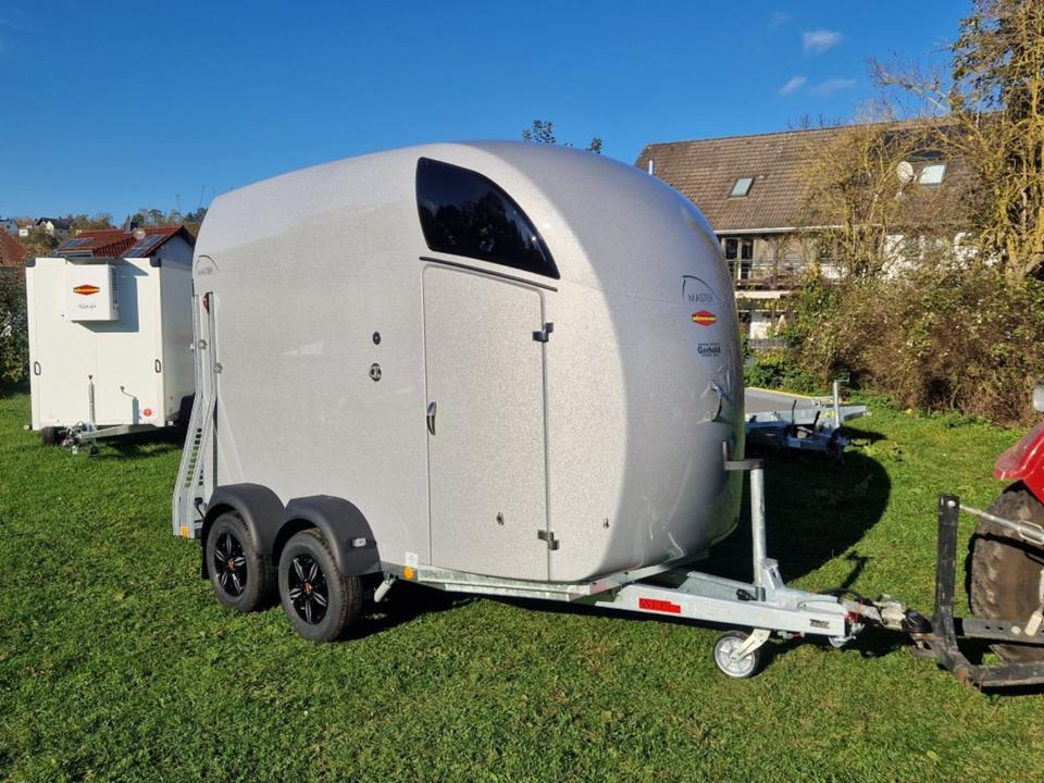 Pferdeanhänger Böckmann, Master, WCF, Aluräder, Sattelk.100 Km - Прицеп-коневоз: фото 2 Pferdeanhänger Böckmann, Master, WCF, Aluräder, Sattelk.100 Km - Прицеп-коневоз: фото 2