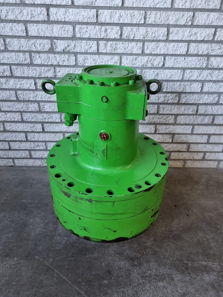 Sennebogen 850 C series swing gear - Поворотный редуктор для Строительной техники: фото 1 Sennebogen 850 C series swing gear - Поворотный редуктор для Строительной техники: фото 1