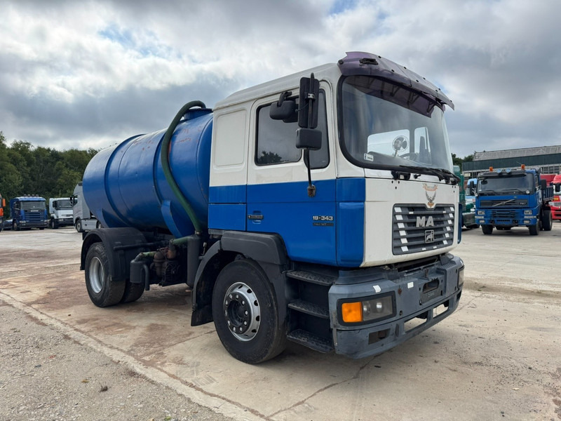 MAN 19.343 (12.000L / MANUAL GEARBOX / EURO 2 / PERFECT) - Ассенизатор: фото 3 MAN 19.343 (12.000L / MANUAL GEARBOX / EURO 2 / PERFECT) - Ассенизатор: фото 3