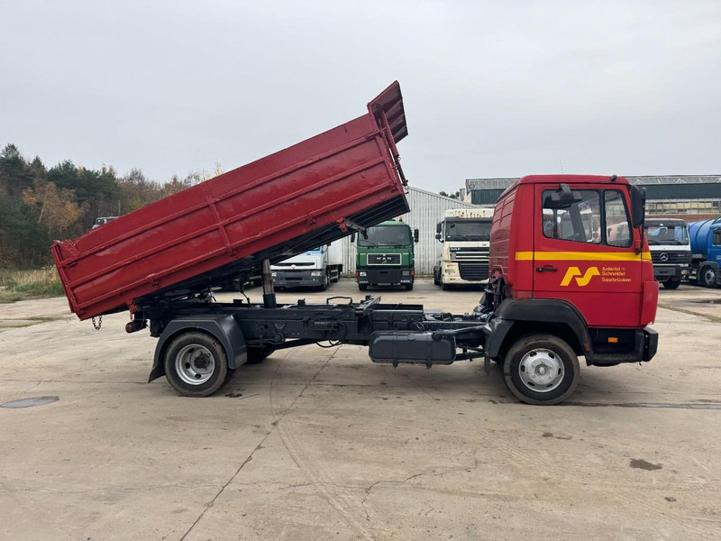Mercedes-Benz SK 814 (FULL STEEL SUSPENSION / MANUAL GEARBOX / 3-SIDE TIPPER) - Самосвал: фото 4 Mercedes-Benz SK 814 (FULL STEEL SUSPENSION / MANUAL GEARBOX / 3-SIDE TIPPER) - Самосвал: фото 4