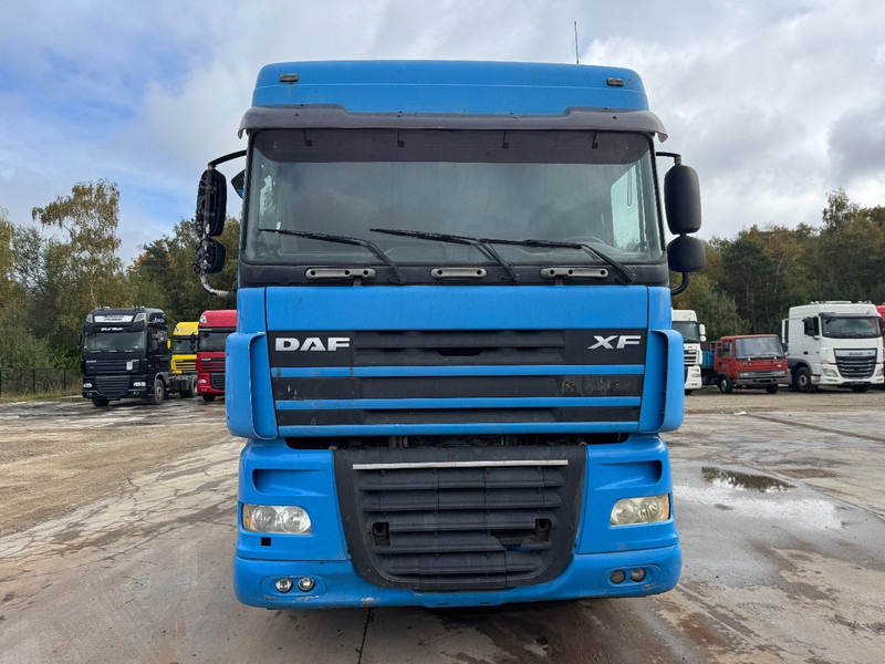 DAF 105 XF 460 Space Cab (MANUAL GEARBOX / BOITE MANUELLE) - Тягач: фото 2 DAF 105 XF 460 Space Cab (MANUAL GEARBOX / BOITE MANUELLE) - Тягач: фото 2