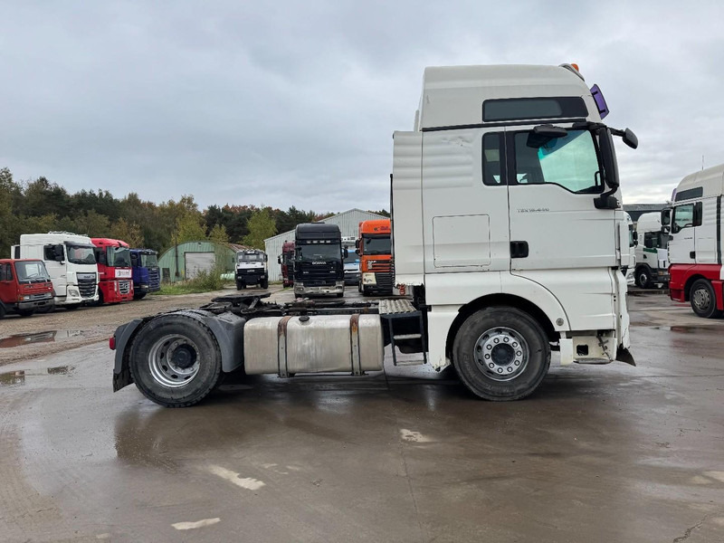 MAN TGX 18.440 (MANUAL GEARBOX / BOITE MANUELLE / PTO / HYDRAULIQUE POUR BENNE) - Тягач: фото 4 MAN TGX 18.440 (MANUAL GEARBOX / BOITE MANUELLE / PTO / HYDRAULIQUE POUR BENNE) - Тягач: фото 4