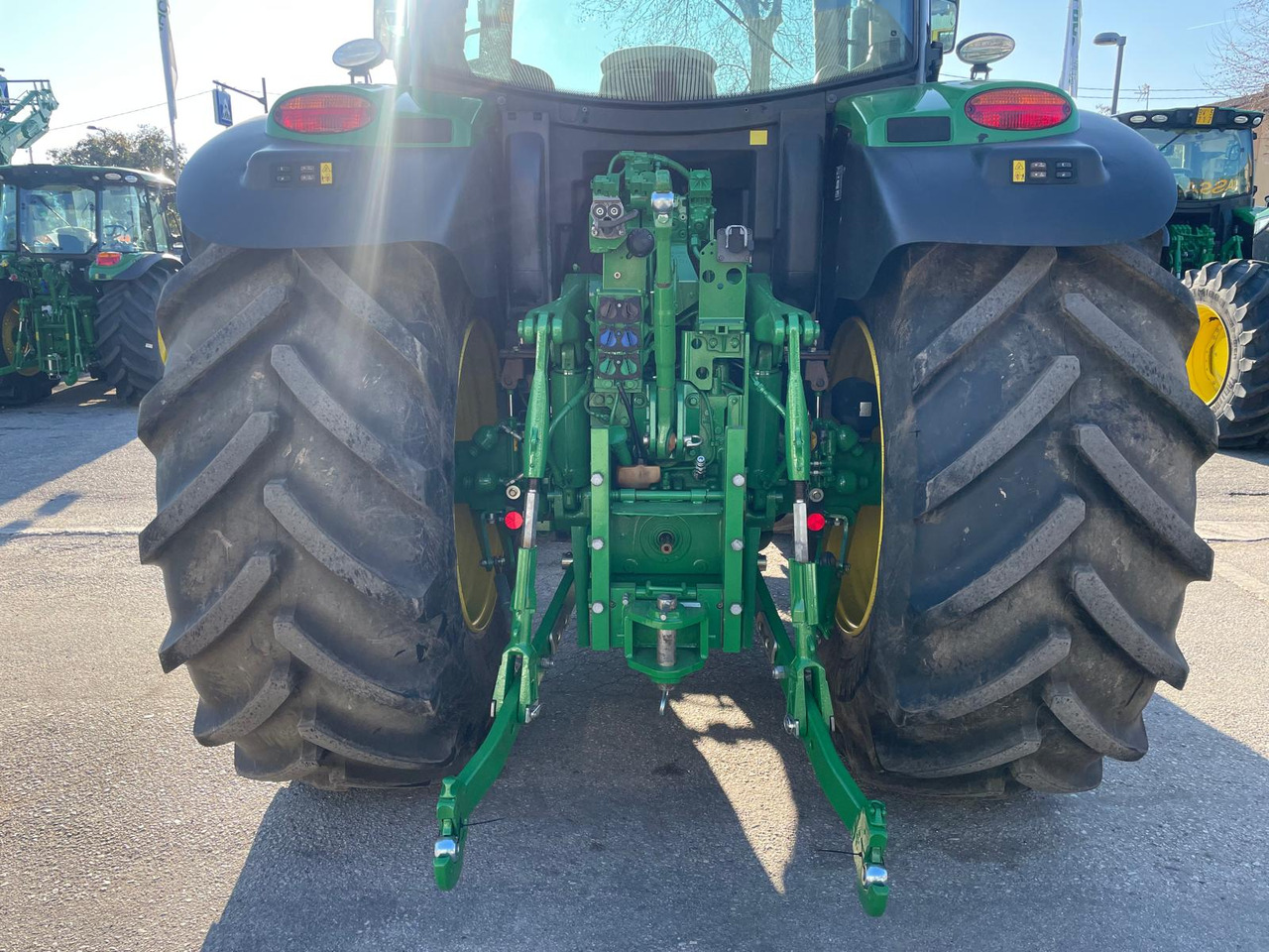JOHN DEERE 6145 R - Трактор: фото 5 JOHN DEERE 6145 R - Трактор: фото 5