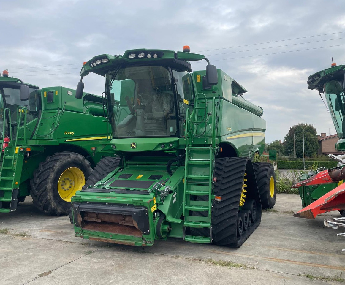 JOHN DEERE MIETITREBBIA S 780 - Зерноуборочный комбайн: фото 1 JOHN DEERE MIETITREBBIA S 780 - Зерноуборочный комбайн: фото 1