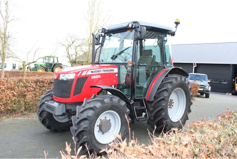 Massey Ferguson 3625 - Трактор: фото 5 Massey Ferguson 3625 - Трактор: фото 5