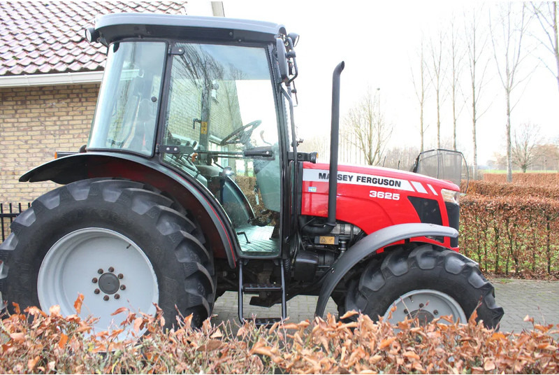 Massey Ferguson 3625 - Трактор: фото 2 Massey Ferguson 3625 - Трактор: фото 2