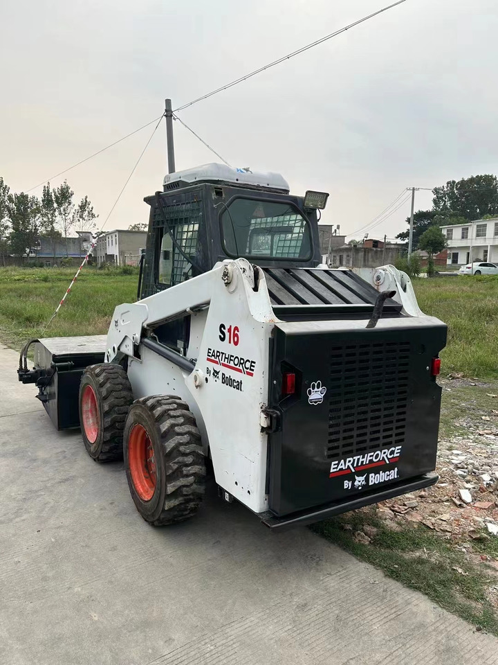 BOBCAT S16 - Мини-погрузчик с бортовым поворотом: фото 5 BOBCAT S16 - Мини-погрузчик с бортовым поворотом: фото 5