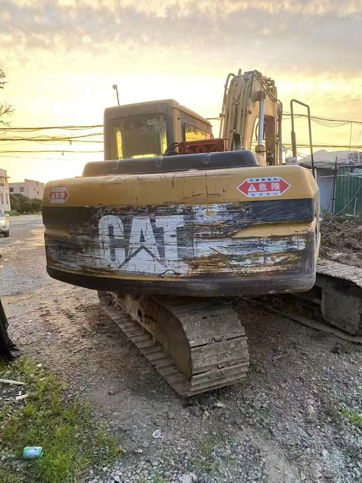 CATERPILLAR 312B - Экскаватор: фото 2 CATERPILLAR 312B - Экскаватор: фото 2