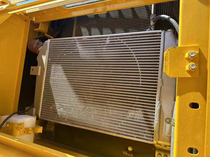 Durable and High Quality KOMATSU PC350 with Low Price Used Excavators PC300 PC350-8 PC350-7 PC400 PC500 PC450 for Sale in Stock - Экскаватор: фото 2 Durable and High Quality KOMATSU PC350 with Low Price Used Excavators PC300 PC350-8 PC350-7 PC400 PC500 PC450 for Sale in Stock - Экскаватор: фото 2