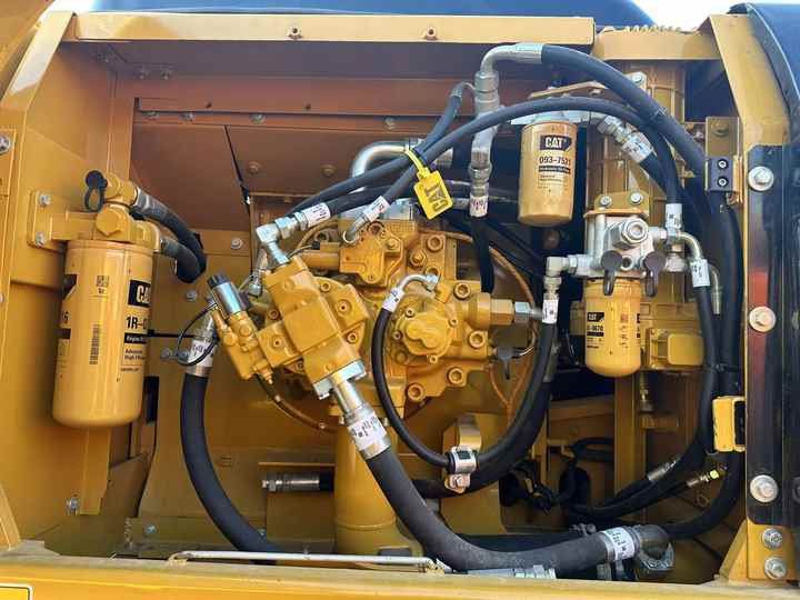 ON SALE Construction Machinery Used Excavator CAT336 in Hefei Used Caterpillar CAT336 Excavator MADE in JAPAN - Экскаватор: фото 4 ON SALE Construction Machinery Used Excavator CAT336 in Hefei Used Caterpillar CAT336 Excavator MADE in JAPAN - Экскаватор: фото 4