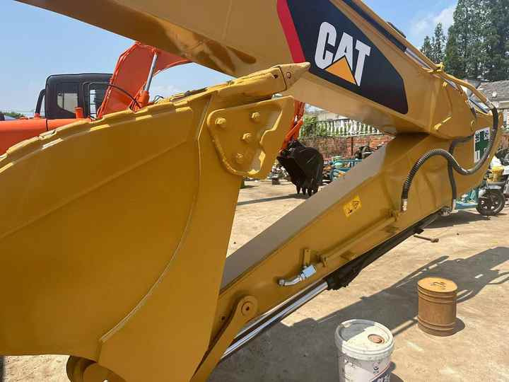 Used Caterpillar Excavators 320D Good Condition Used Excavators for Sale Second Hand Machine CAT Caterpillar 320D Excavadoras - Экскаватор: фото 4 Used Caterpillar Excavators 320D Good Condition Used Excavators for Sale Second Hand Machine CAT Caterpillar 320D Excavadoras - Экскаватор: фото 4