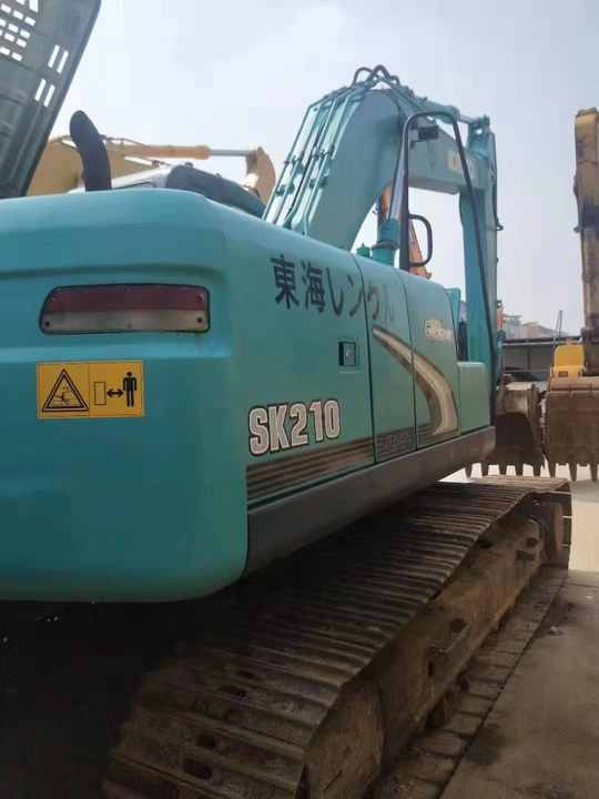 Used High-quality Original Japan Kobelco SK210-8 Crawler Excavator in Hefei - Экскаватор: фото 3 Used High-quality Original Japan Kobelco SK210-8 Crawler Excavator in Hefei - Экскаватор: фото 3