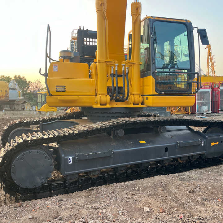 Used KOMATSU PC400-8R New Model 41ton Excavator Second Hand Machine Popular Brand Japan KOMATSU Hydraulic Machinery - Экскаватор: фото 1 Used KOMATSU PC400-8R New Model 41ton Excavator Second Hand Machine Popular Brand Japan KOMATSU Hydraulic Machinery - Экскаватор: фото 1