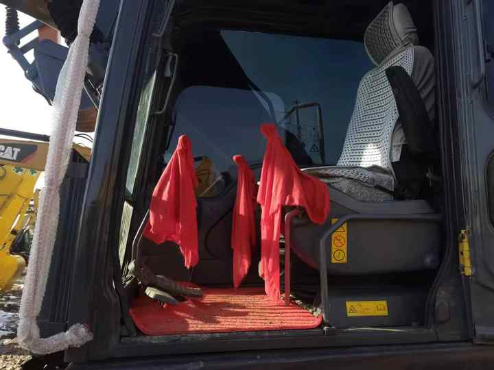 Used Korea Brand volvo Ec210 Excavator for Sale - Экскаватор: фото 4 Used Korea Brand volvo Ec210 Excavator for Sale - Экскаватор: фото 4