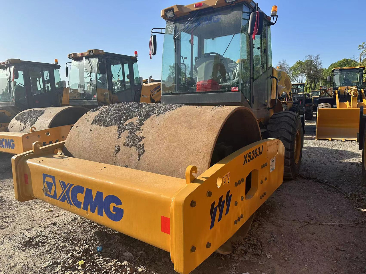 XCMG XS263J - Дорожный каток: фото 1 XCMG XS263J - Дорожный каток: фото 1