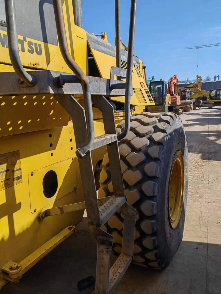 Колёсный погрузчик komatsu wa320-3: фото 11