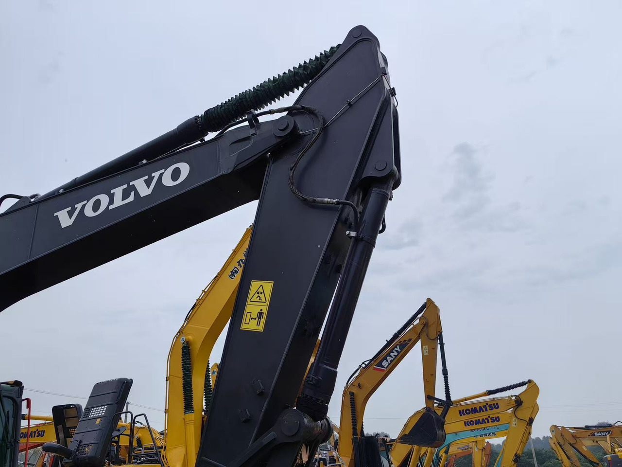 Volvo ec240 - Гусеничный экскаватор: фото 2 Volvo ec240 - Гусеничный экскаватор: фото 2