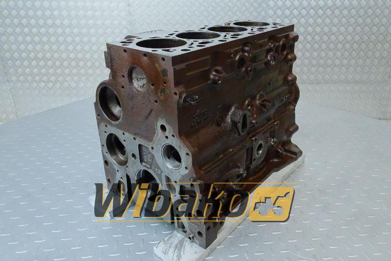 Crankcase for engine Komatsu 81-04-043 - Картер для Строительной техники: фото 1 Crankcase for engine Komatsu 81-04-043 - Картер для Строительной техники: фото 1