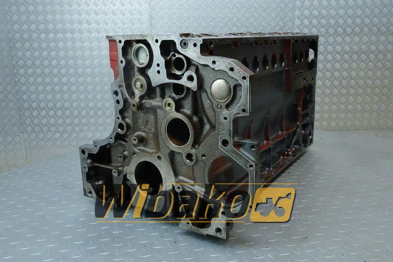 Crankcase for engine Volvo D7D 04259810 - Картер для Строительной техники: фото 1 Crankcase for engine Volvo D7D 04259810 - Картер для Строительной техники: фото 1
