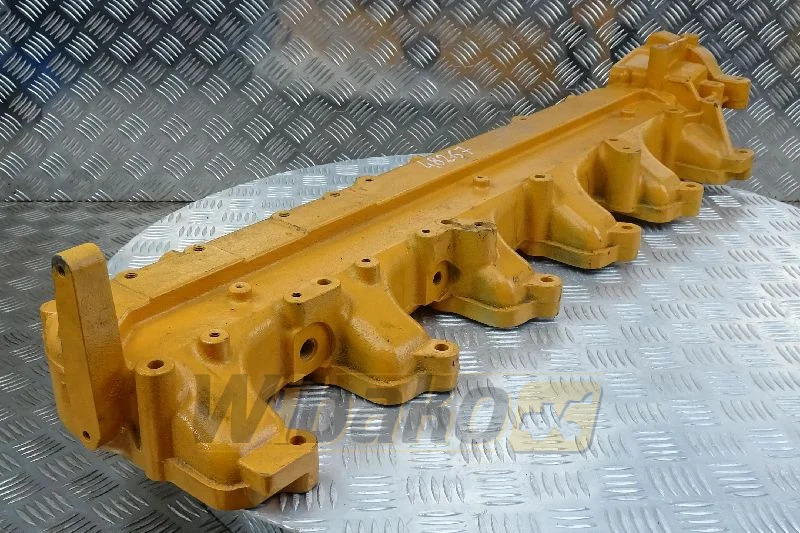 Liebherr 10147789 - Впускной коллектор для Строительной техники: фото 1 Liebherr 10147789 - Впускной коллектор для Строительной техники: фото 1