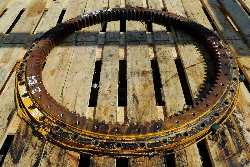 Liebherr A900 - Поворотное кольцо для Строительной техники: фото 1 Liebherr A900 - Поворотное кольцо для Строительной техники: фото 1