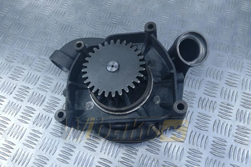 Liebherr D9508 10117640 - Насос для воды: фото 1 Liebherr D9508 10117640 - Насос для воды: фото 1