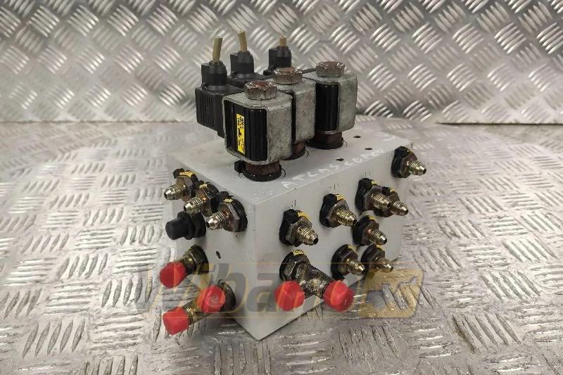 Parker 91217403 0304786281-001 - Гидравлический клапан для Строительной техники: фото 2 Parker 91217403 0304786281-001 - Гидравлический клапан для Строительной техники: фото 2