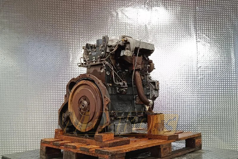 Perkins 1004-4 AA - Двигатель для Строительной техники: фото 1 Perkins 1004-4 AA - Двигатель для Строительной техники: фото 1