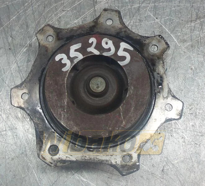 Perkins 1306 1830606C95/1830606C94/1817629C1 - Насос для воды: фото 1 Perkins 1306 1830606C95/1830606C94/1817629C1 - Насос для воды: фото 1