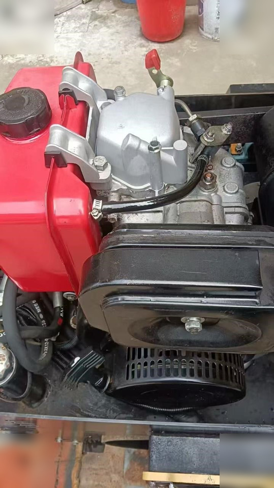 BOMAG BW80AD-3 - Каток: фото 2 BOMAG BW80AD-3 - Каток: фото 2