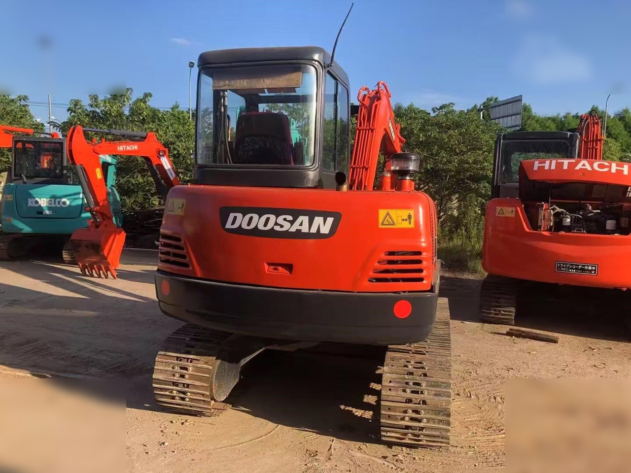 DOOSAN DH55-V - Мини-экскаватор: фото 5 DOOSAN DH55-V - Мини-экскаватор: фото 5