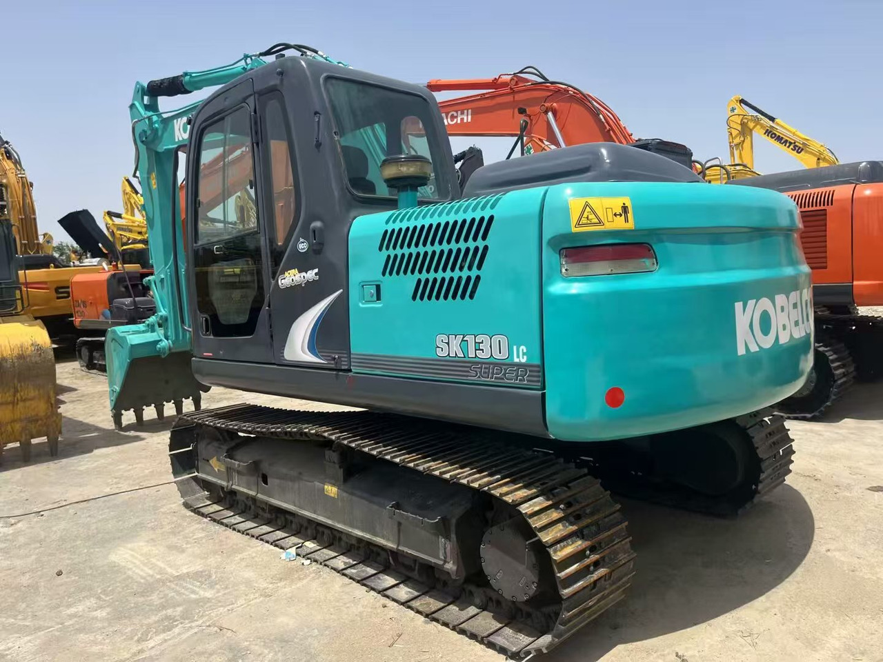 KOBELCO sk130lc - Гусеничный экскаватор: фото 1 KOBELCO sk130lc - Гусеничный экскаватор: фото 1