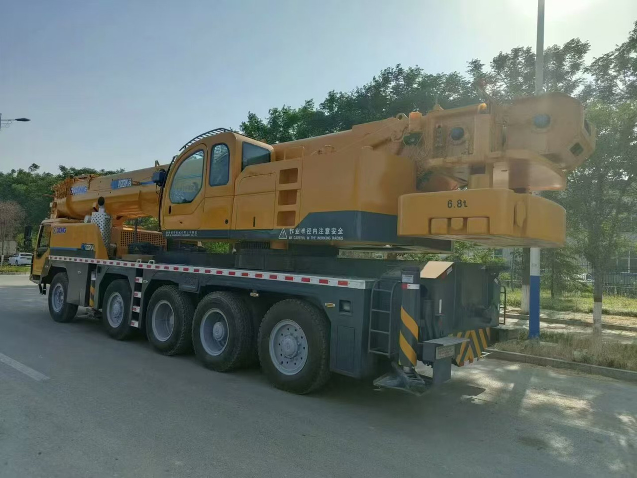 XCMG 100-ton - Мобильный кран: фото 3 XCMG 100-ton - Мобильный кран: фото 3