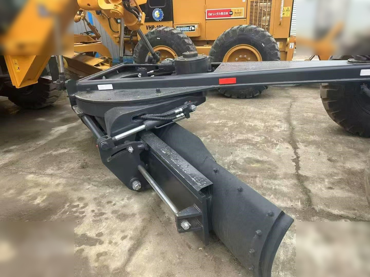 Грейдер XCMG GR2153: фото 9 Грейдер XCMG GR2153: фото 9