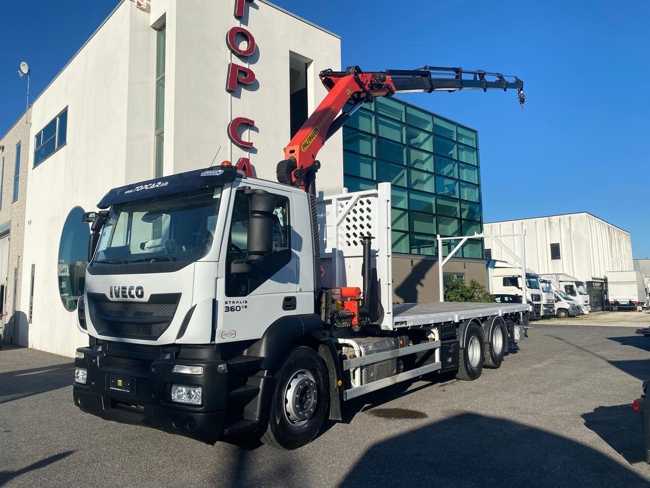 IVECO AD260S36 - Автоманипулятор: фото 1 IVECO AD260S36 - Автоманипулятор: фото 1