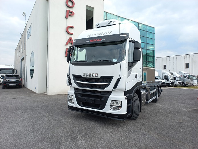 IVECO AS260S48 - Грузовик-шасси: фото 4 IVECO AS260S48 - Грузовик-шасси: фото 4