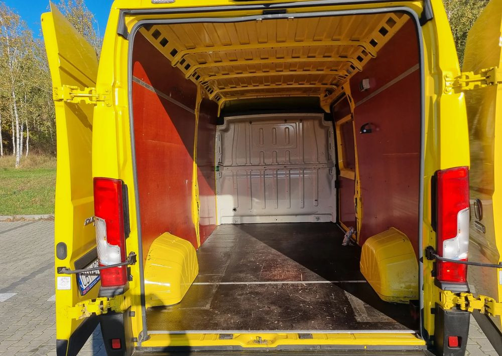 Цельнометаллический фургон Fiat Ducato: фото 8 Цельнометаллический фургон Fiat Ducato: фото 8