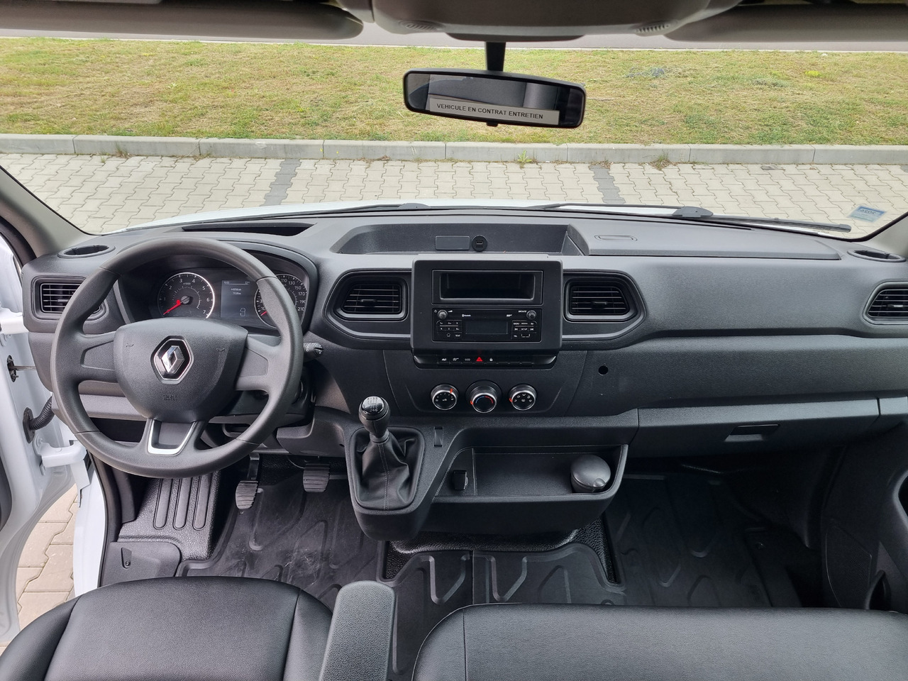 Малотоннажный бортовой грузовик RENAULT Master: фото 19