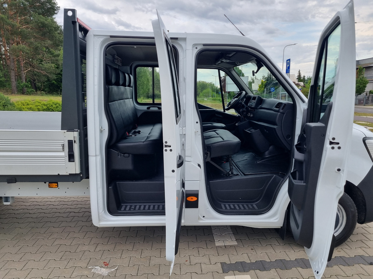 Малотоннажный бортовой грузовик RENAULT Master: фото 24