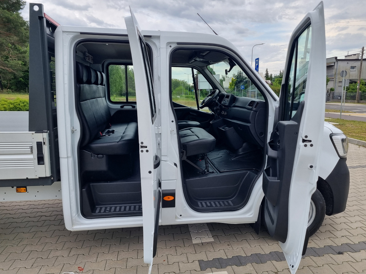 Малотоннажный бортовой грузовик RENAULT Master: фото 23