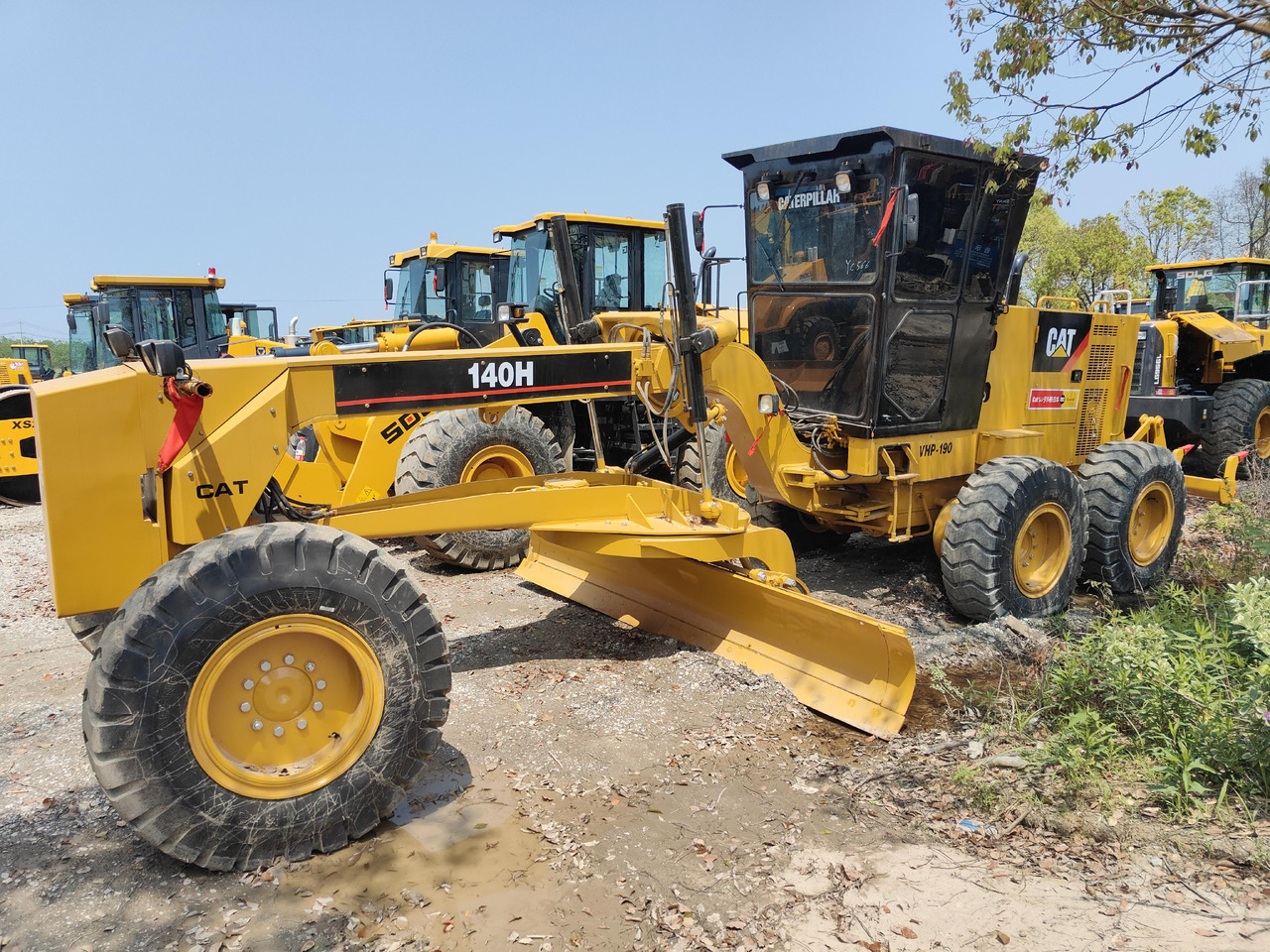 Грейдер CATERPILLAR 140H construction machine good price in stock: фото 6