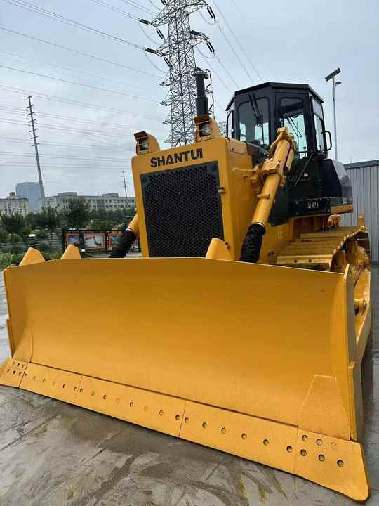 China Famous Brand Used Shantui SD22 Crawler Bulldozer Low Price Running Working Condition for Sale SD16/SD22/SD32 in Stock - Бульдозер: фото 2 China Famous Brand Used Shantui SD22 Crawler Bulldozer Low Price Running Working Condition for Sale SD16/SD22/SD32 in Stock - Бульдозер: фото 2