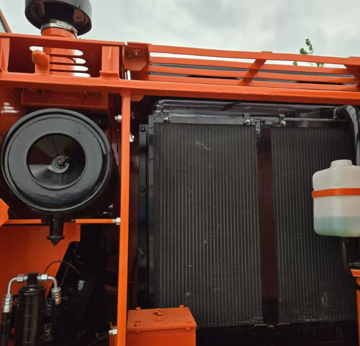 DOOSAN Good Condition Original Doosan DH150w-7 Wheel Excavator 15 Tons Used Doosan Dh150w-7 Excavator Used Wheel Excavator for Sale - Колёсный экскаватор: фото 2 DOOSAN Good Condition Original Doosan DH150w-7 Wheel Excavator 15 Tons Used Doosan Dh150w-7 Excavator Used Wheel Excavator for Sale - Колёсный экскаватор: фото 2