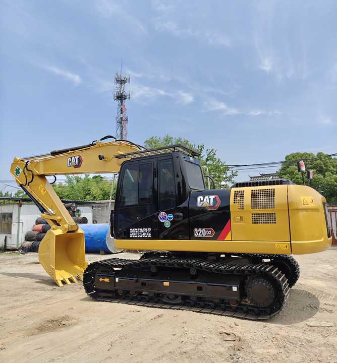 Good Condition Used Cat Excavator 320D2 Caterpillar Second Hand Excavator 312D 315D 320d for Sale - Гусеничный экскаватор: фото 1 Good Condition Used Cat Excavator 320D2 Caterpillar Second Hand Excavator 312D 315D 320d for Sale - Гусеничный экскаватор: фото 1
