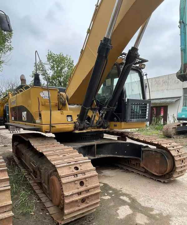 Second-hand Excavator Caterpillar Cat349d Good Condition Used Excavator Caterpillar Cat349 for Sale - Гусеничный экскаватор: фото 3 Second-hand Excavator Caterpillar Cat349d Good Condition Used Excavator Caterpillar Cat349 for Sale - Гусеничный экскаватор: фото 3