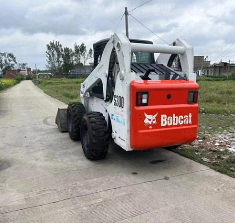 USED BOBCAT S300 Skid-steer Loader with Very Good Performance Is for Sale at a Low Price. S160/s185/s220/330 in Stock - Мини-погрузчик с бортовым поворотом: фото 4 USED BOBCAT S300 Skid-steer Loader with Very Good Performance Is for Sale at a Low Price. S160/s185/s220/330 in Stock - Мини-погрузчик с бортовым поворотом: фото 4