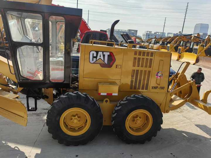 Used CAT 140k Model Grader Second Hand Machine Popular Brand JAPAN CAT Hydraulic Machinery - Грейдер: фото 4 Used CAT 140k Model Grader Second Hand Machine Popular Brand JAPAN CAT Hydraulic Machinery - Грейдер: фото 4