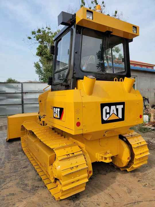 Used Caterpillar Bulldozer Used CatD5K Bulldozer Very Good Condition for Sale - Бульдозер: фото 2 Used Caterpillar Bulldozer Used CatD5K Bulldozer Very Good Condition for Sale - Бульдозер: фото 2